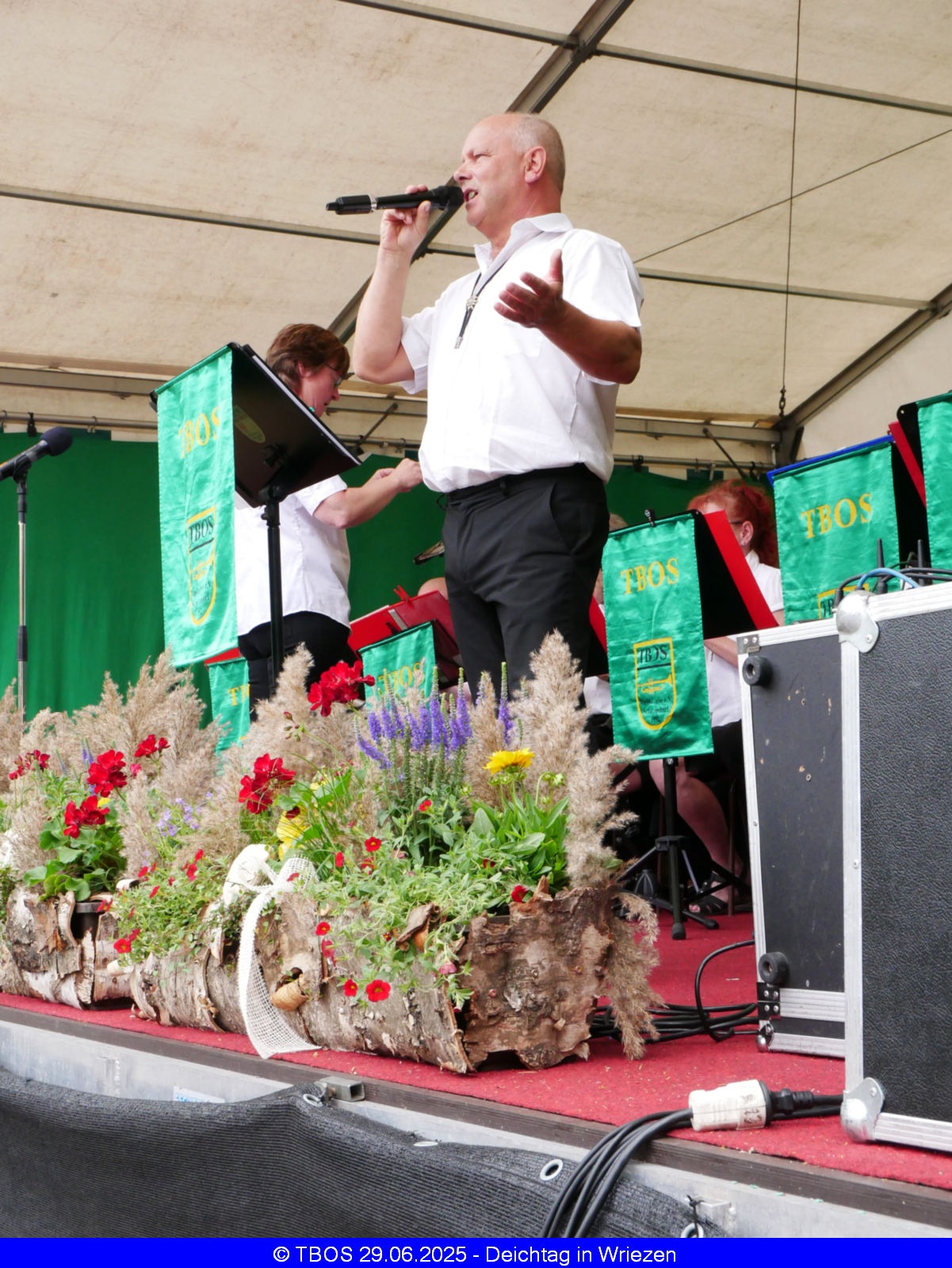 web_p1250685