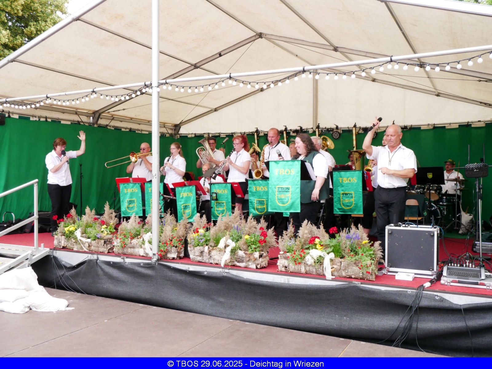 web_p1250768